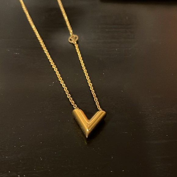 Louis Vuitton Jewelry - Louis Vuitton Gold V Necklace w/ bag & box